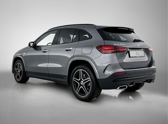 Mercedes-Benz GLA-KLASSE 250 e Business Solution AMG | Trekhaak | Parkeerpakket met 360°-camera | Nightpakket | KEYLESS GO | URBAN GUARD voertuigbescherming plus | EASY PACK achterklep | USB-pakket plus |