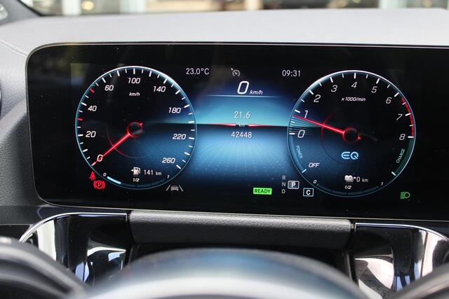 Mercedes-Benz GLA-KLASSE 250e 218PK BUSINESS SOLUTION AMG LIMITED | SFEER VERLICHTING | PANORAMISCH SCHUIF/KANTEL DAK | BURMESTER PREMIUM AUDIO | VERWARMDE VOORSTOELEN | MULTIBEAM LED KOPLAMPEN | APPLE CARPLAY/ANDROID AUTO | 360? CAMERA | DODEHOEK DETECTIE | ELEKTRISCH BEDIENBARE