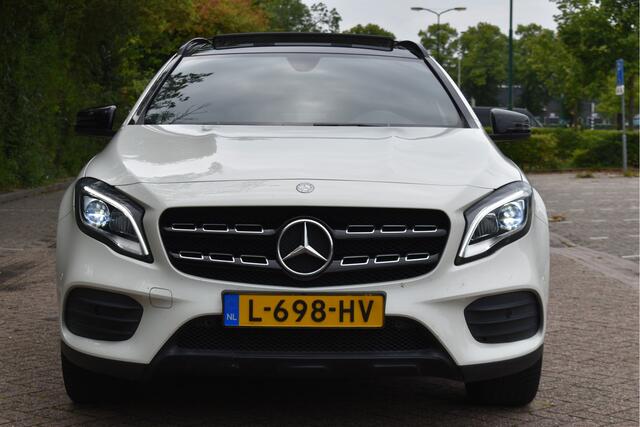 Mercedes-Benz GLA-KLASSE 200 AMG Edition Premium WhiteArt | Open dak | Sfeerverlichting | Camera | Stoelverwarming | Carplay/Android | Allweathers | Vol