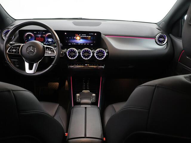 Mercedes-Benz GLA-KLASSE 250 e Business Solution AMG Limited | Trekhaak | Widescreen | Sfeerverlichting |