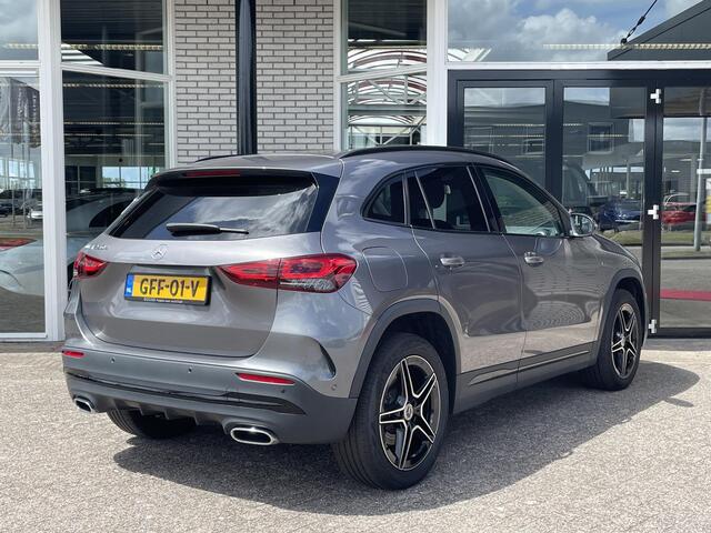 Mercedes-Benz GLA-KLASSE 250 e | AMG Line | Nightpakket | Night pakket | Parkeersensoren | Widescreen | Stoelverwarming voor | Easy Pack achterklep