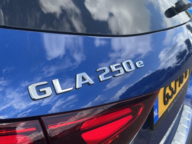 Mercedes-Benz GLA-KLASSE 250 e Star Edition AMG Line