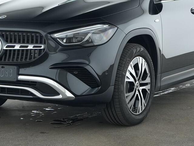 Mercedes-Benz GLA-KLASSE 250 e Plug-In Hybride Panorama Schuif-Kanteldak | Distronic | Sound system | Parkeerpakket met achteruitrijcamera | Stuur en Stoelverwarming. Inclusief 24 maanden MB Certified garantie voor Europa.