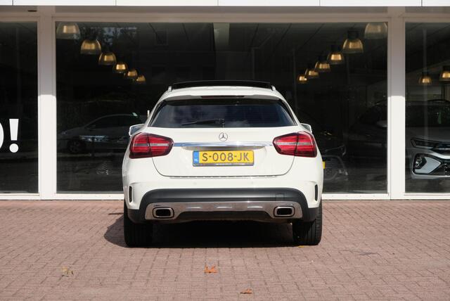 Mercedes-Benz GLA-KLASSE 180 122pk 7G-DCT Business Solution AMG | AMG Styling | Navi | Cruise | Panoramdak | Stoelverwarming | PDC