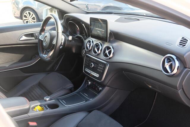 Mercedes-Benz GLA-KLASSE 180 122pk 7G-DCT Business Solution AMG | AMG Styling | Navi | Cruise | Panoramdak | Stoelverwarming | PDC
