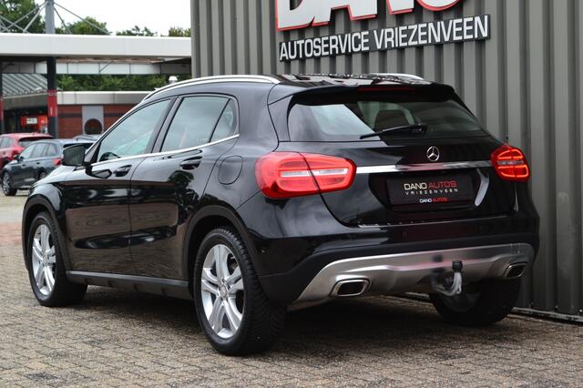 Mercedes-Benz GLA-KLASSE 200 Ambition 156PK Navi/LED/Trekhaak/Leer