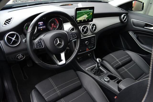 Mercedes-Benz GLA-KLASSE 200 Ambition 156PK Navi/LED/Trekhaak/Leer