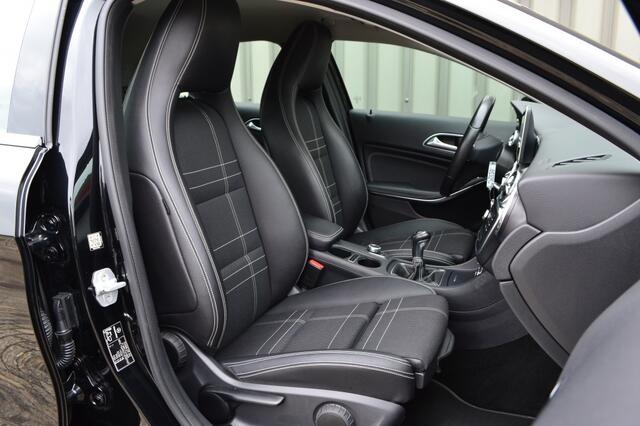 Mercedes-Benz GLA-KLASSE 200 Ambition 156PK Navi/LED/Trekhaak/Leer