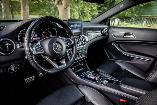 Mercedes-Benz GLA-KLASSE AMG 45 4MATIC Exclusief Comand Panorama 20"