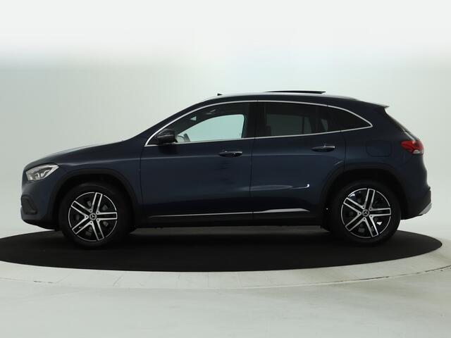 Mercedes-Benz GLA-KLASSE 250 e Plug-In Hybride Progressive | Panorama Schuif-Kanteldak | Sfeerverlichting | Trekhaak | EASY PACK achterklep . Inclusief 24 maanden Mercedes-Benz Certified garantie voor Europa.