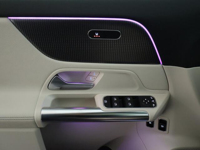 Mercedes-Benz GLA-KLASSE 250 e Plug-In Hybride Progressive | Panorama Schuif-Kanteldak | Sfeerverlichting | Trekhaak | EASY PACK achterklep . Inclusief 24 maanden Mercedes-Benz Certified garantie voor Europa.
