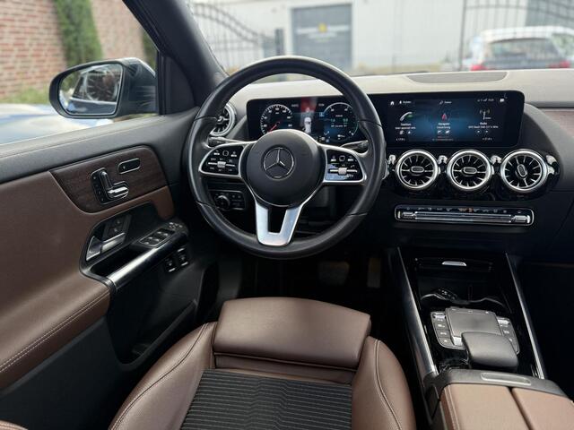 Mercedes-Benz GLA-KLASSE 250 e AMG Line