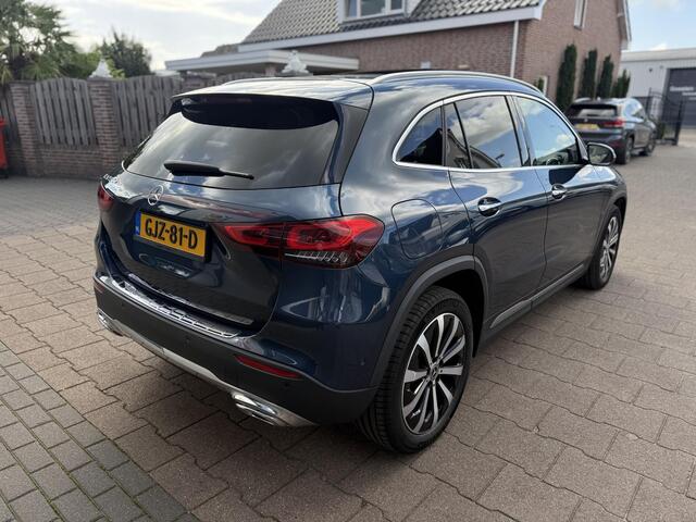 Mercedes-Benz GLA-KLASSE 250 e AMG Line