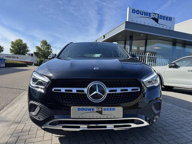 Mercedes-Benz GLA-KLASSE 250 e Progressive Distronic|Leer|Widescreen