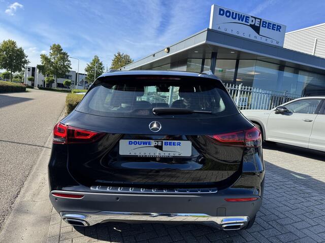 Mercedes-Benz GLA-KLASSE 250 e Progressive Distronic|Leer|Widescreen
