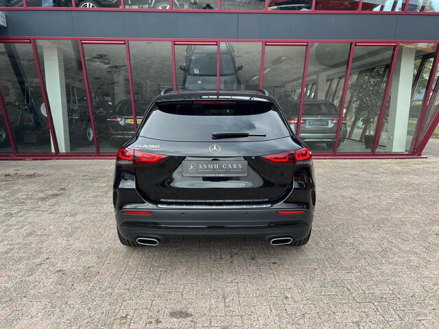 Mercedes-Benz GLA-KLASSE 180 Business Solution AMG | Pano | Sfeerverlichting | Night |