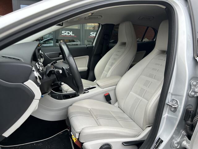 Mercedes-Benz GLA-KLASSE 180 Premium Night Pakket 51.000 KM!!! // FULL LED // NAVI // 360 CAMERA // ADAPTIV. CRUISE // PDC V+A // DAB // ELEK. KOFFERKLEP