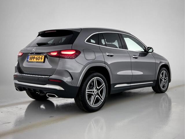 Mercedes-Benz GLA-KLASSE 250e AMG-Line | Adaptieve Cruise Control Distronic | Sfeerverlichting | Winterpakket: Stuur en Stoelverwarming | Privacy Glass | Sfeerverlichting | Apple CarPlay | DAB+ | Inclusief 24 maanden MB Certified garantie voor Europa.