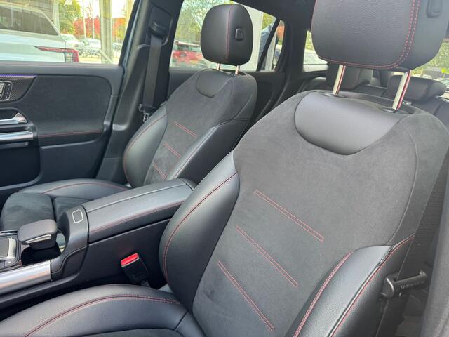 Mercedes-Benz GLA-KLASSE 180 Business Solution AMG