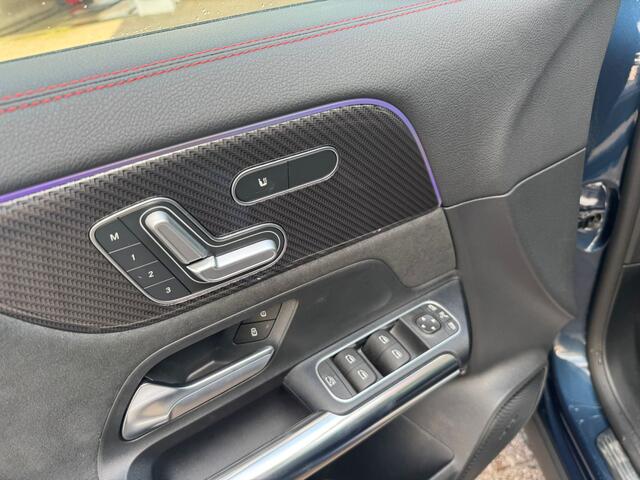 Mercedes-Benz GLA-KLASSE 180 Business Solution AMG