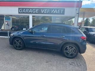 mercedes-benz-gla-klasse-180-busine