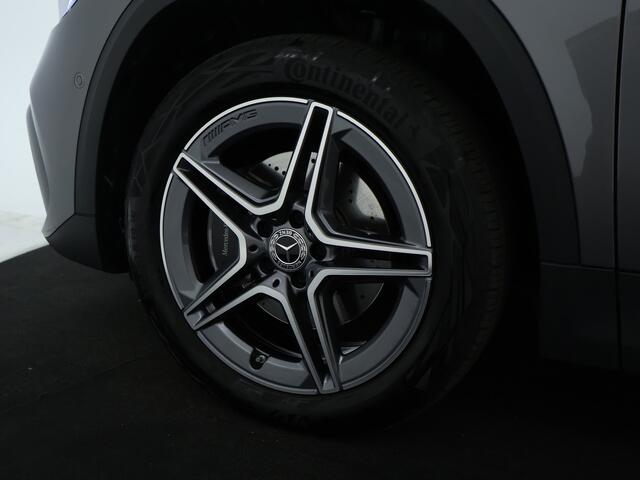 Mercedes-Benz GLA-KLASSE 250 e AMG Plug-In Hybride AMG Line | Night Pakket | Panorama Schuif-Kanteldak | Trekhaak | Sfeerverlichting. Inclusief 24 maanden MB Certified garantie voor Europa.