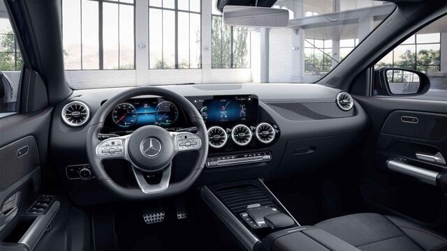 Mercedes-Benz GLA-KLASSE 250 e AMG Line | Night | Panoramadak | Stoelverwarming | Keyless | 19" lichtmetalen velgen | Achteruitrijcamera |