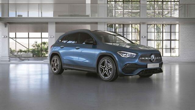 Mercedes-Benz GLA-KLASSE 250 e AMG Line | Night | Panoramadak | Stoelverwarming | Keyless | 19" lichtmetalen velgen | Achteruitrijcamera |