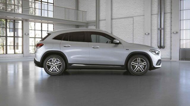Mercedes-Benz GLA-KLASSE 250 e Progressive | Stoelverwarming | Widescreen | Sfeerverlichting | Achteruitrijcamera |
