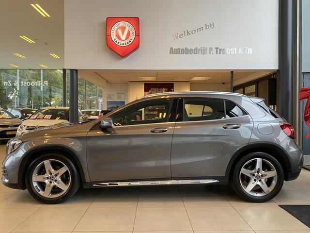 Mercedes-Benz GLA-KLASSE 200 Premium Plus,AMG Pakket,Automaat,Panoramadak,Navigatie,Rondomzichtcamera,Spraakbediening,Keyless,Climate&Cruisecontrol,Leder Alcantara Bekleding&Stoelverwarming,18 Inch Lmv