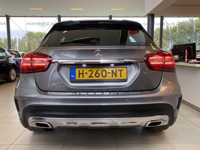 Mercedes-Benz GLA-KLASSE 200 Premium Plus,AMG Pakket,Automaat,Panoramadak,Navigatie,Rondomzichtcamera,Spraakbediening,Keyless,Climate&Cruisecontrol,Leder Alcantara Bekleding&Stoelverwarming,18 Inch Lmv