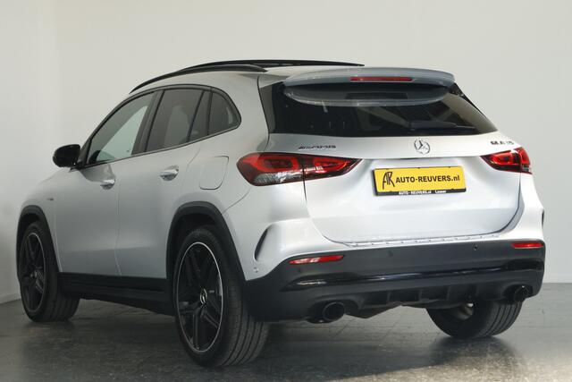 Mercedes-Benz GLA-KLASSE AMG 35 4MATIC / Pano / Navi / Adaptive cruise / Memory / Burmester