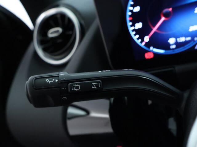 Mercedes-Benz GLA-KLASSE 250 e Plug-In Hybride Stoelverwarming Inclusief 24 maanden MB Certified garantie voor Europa.