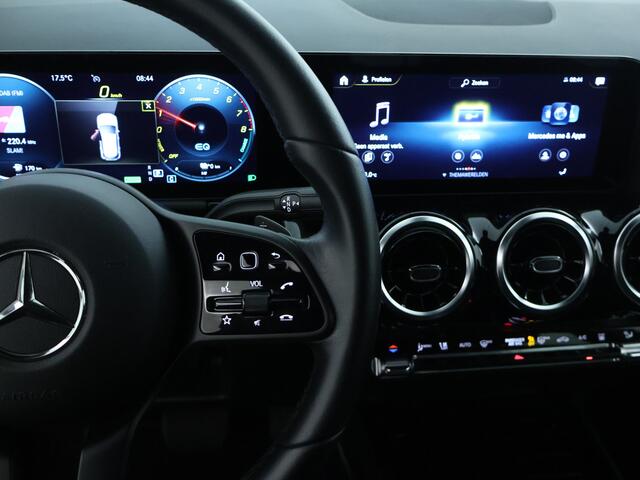 Mercedes-Benz GLA-KLASSE 250 e Plug-In Hybride Stoelverwarming voor | Easy Pack Kofferklep | Achteruitrijcamera | Elektrisch inklapbare buitenspiegels. Inclusief 24 maanden MB Certified garantie voor Europa.