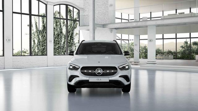 Mercedes-Benz GLA-KLASSE 250 e Luxury Line | Night pakket | Trekhaak | Stoelverwarming |