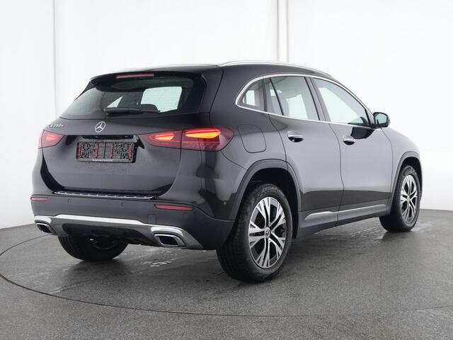 Mercedes-Benz GLA-KLASSE 250 e Plug-In Hybride Edition Progressive Line | 360°-Camera | Distronic | Dodehoek Assist | Ledkoplampen | Keyless-GO. Inclusief 24 maanden MB Certified garantie voor Europa.