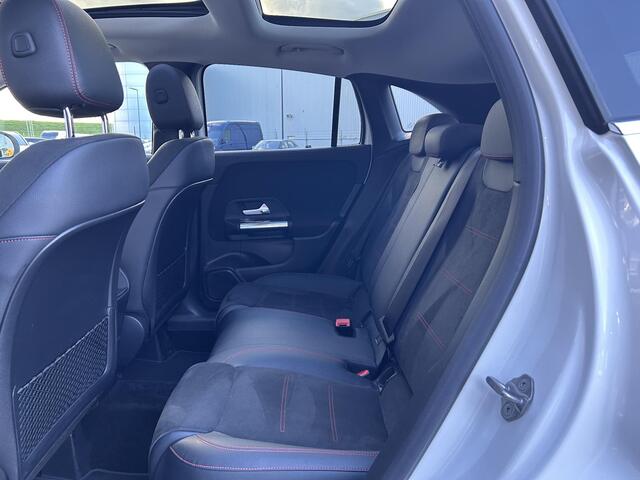 Mercedes-Benz GLA-KLASSE 250 e AMG Line | Panoramadak | Cruise Control | Stoelverwarming