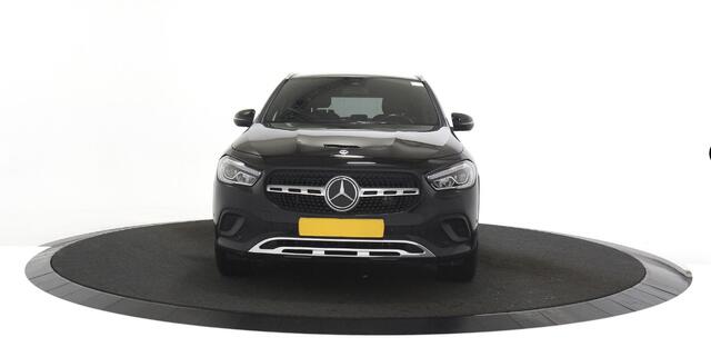 Mercedes-Benz GLA-KLASSE 250 e Business Line Stoelverwarming / Camera / Cruise