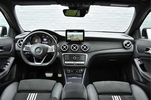 Mercedes-Benz GLA-KLASSE 250 4Matic White Art Edition