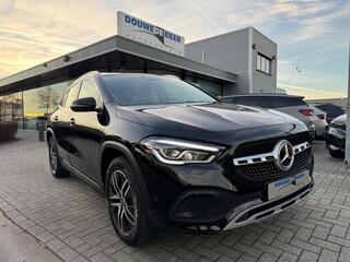 mercedes-benz-gla-klasse-200-busine