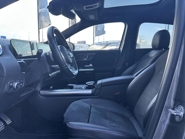 Mercedes-Benz GLA-KLASSE 200 Business Solution AMG | Panoramadak | Carplay | Cruise Control | Navigatie | Stoelverwarming