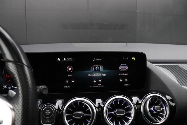 Mercedes-Benz GLA-KLASSE 180 AMG Line | PANO | CAMERA | NAVI | CRUISE | LMV |