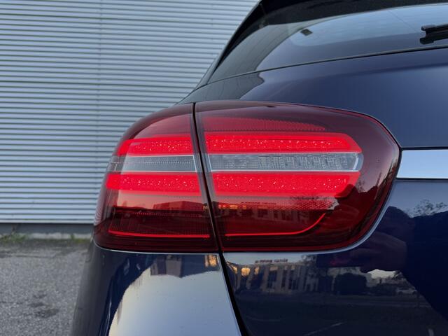 Mercedes-Benz GLA-KLASSE 180 Bus. Solution NAP BTW Dealer OH Trekhaak Camera Led Stoelver