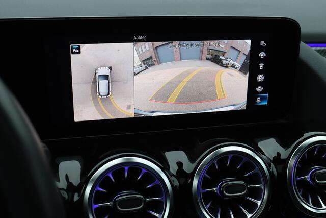 Mercedes-Benz GLA-KLASSE 250 e AMG Line | Panoramadak | Memory | Advanced Sound System | Surround Camera | Keyless Go | Sfeerverlichting | Nightpakket |