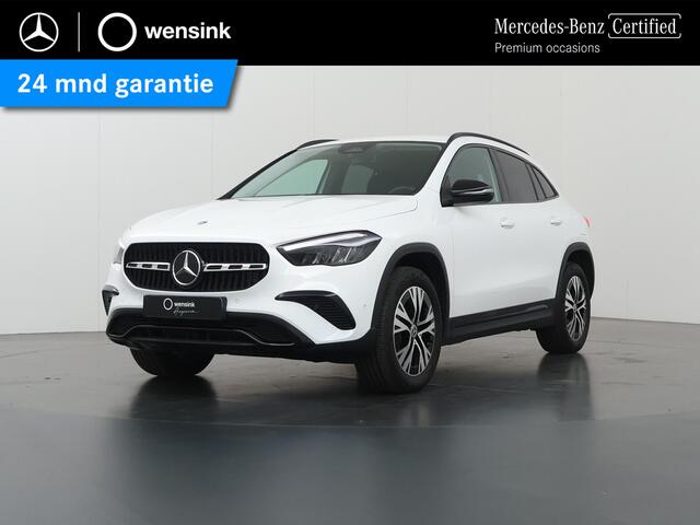 Mercedes-Benz GLA-KLASSE 250 e Luxury Line | Night pakket | Elektrisch wegklapbare trekhaak | Stoelverwarming | Winter pakket |