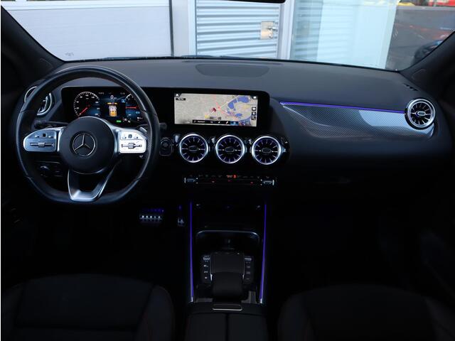 Mercedes-Benz GLA-KLASSE 250 e AMG Line