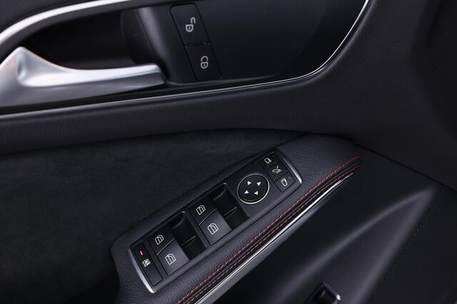 Mercedes-Benz GLA-KLASSE 180 Business Solution AMG Automaat | Half LEDER | Full LED | CAMERA | Lage KM-Stand