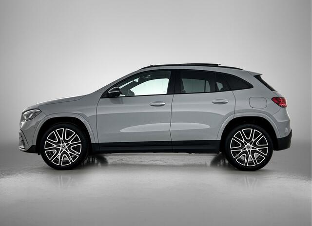 Mercedes-Benz GLA-KLASSE 250 e Business Solution AMG | AMG Line Plus pakket | Panoramaschuifdak | Head-up Display | Memorypakket | Augmented Reality navigatie | Multibeam LED | 360° camera | Sierdelen aluminium |