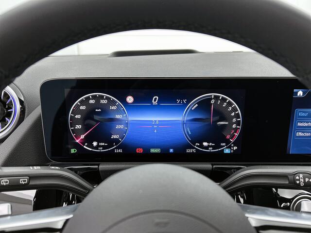 Mercedes-Benz GLA-KLASSE 250 e Business Solution AMG | AMG Line Plus pakket | Panoramaschuifdak | Head-up Display | Memorypakket | Augmented Reality navigatie | Multibeam LED | 360° camera | Sierdelen aluminium |