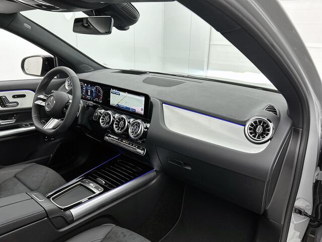 Mercedes-Benz GLA-KLASSE 250 e Business Solution AMG | AMG Line Plus pakket | Panoramaschuifdak | Head-up Display | Memorypakket | Augmented Reality navigatie | Multibeam LED | 360° camera | Sierdelen aluminium |